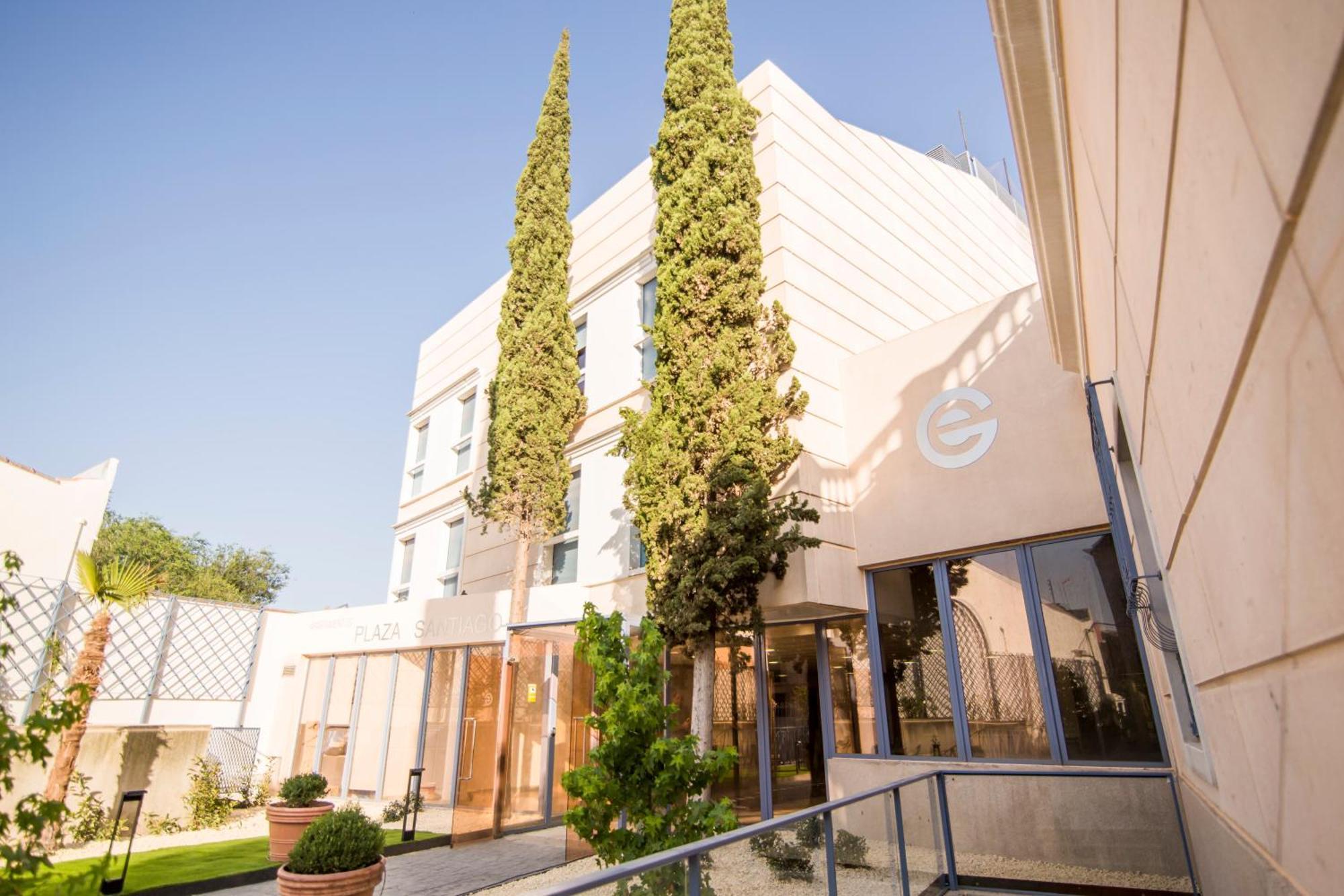Apartamentos Plaza De Santiago - Estudios Turisticos - 1 Llave Pinto Εξωτερικό φωτογραφία