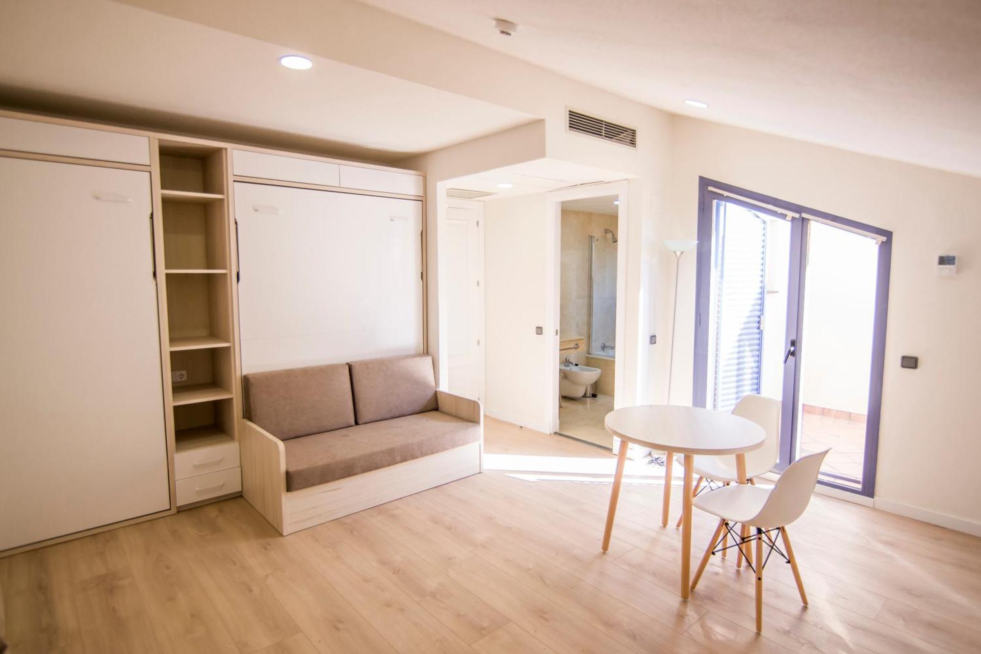 Apartamentos Plaza De Santiago - Estudios Turisticos - 1 Llave Pinto Εξωτερικό φωτογραφία